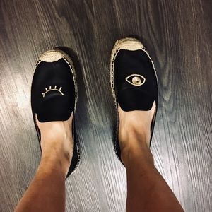 Soludos black leather eye wink espidrilles